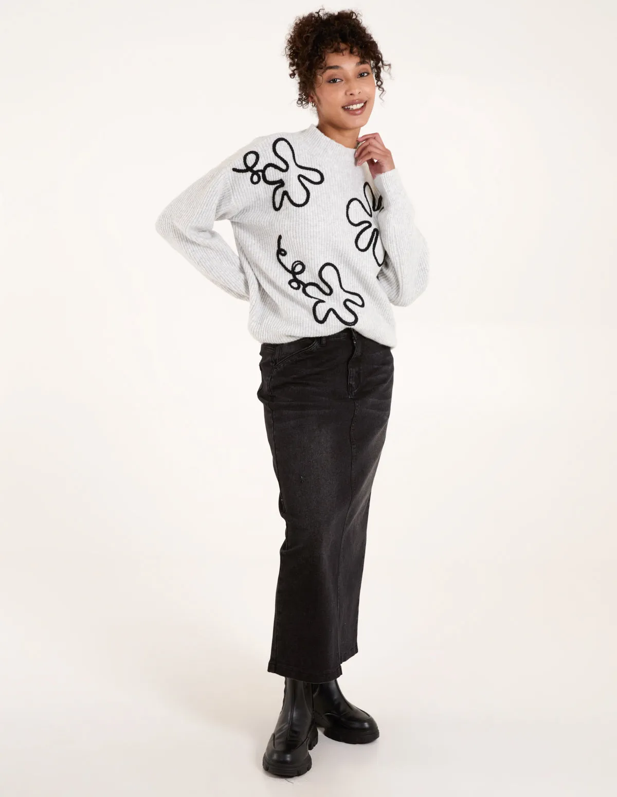 Abstract Flower Embroidery Jumper