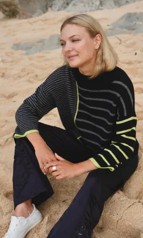 LD & CO Alternate Stripe Jumper | Black LC5157